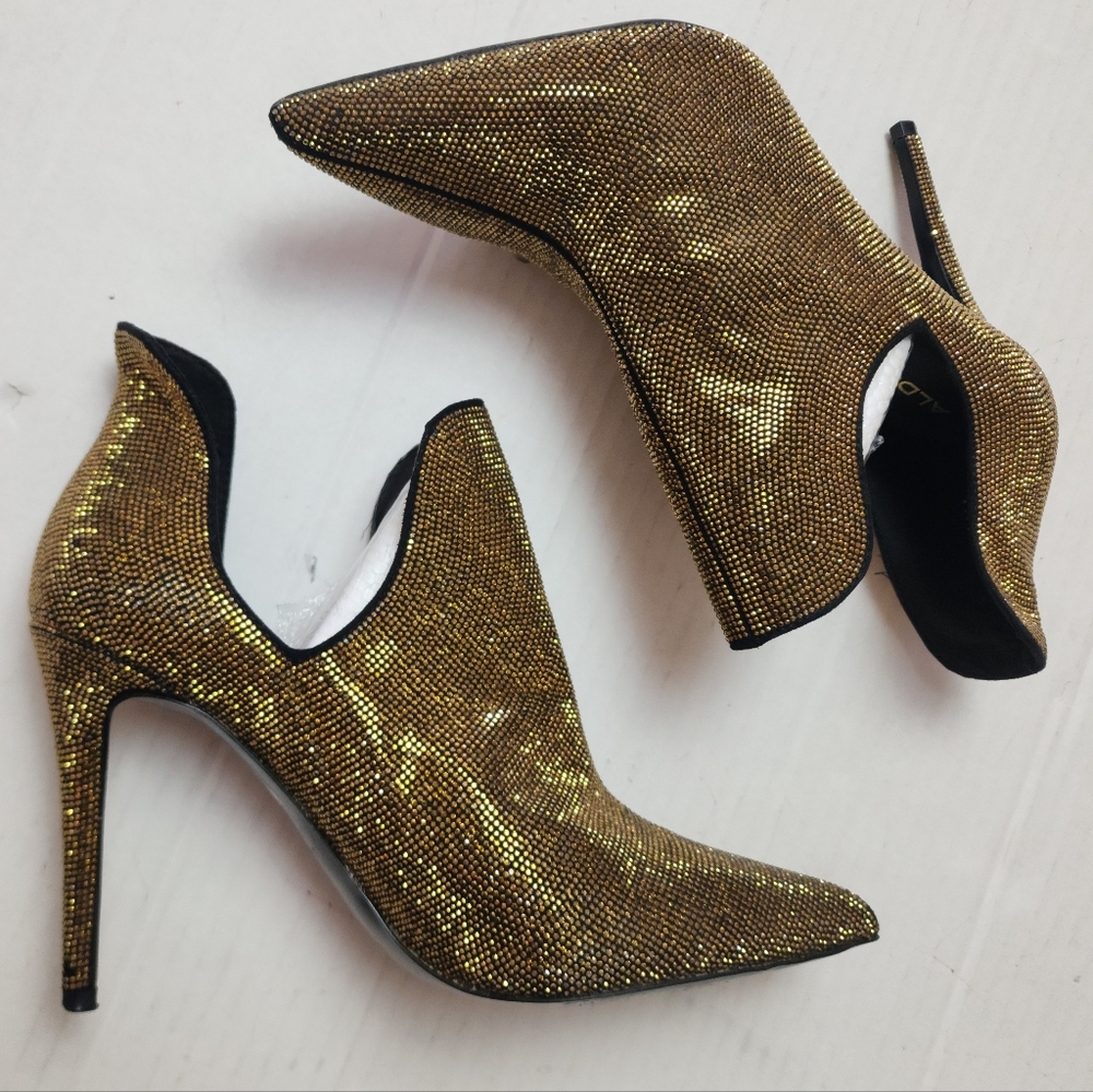 ALDO Gold Sparkle Heels - Picture 10 of 10